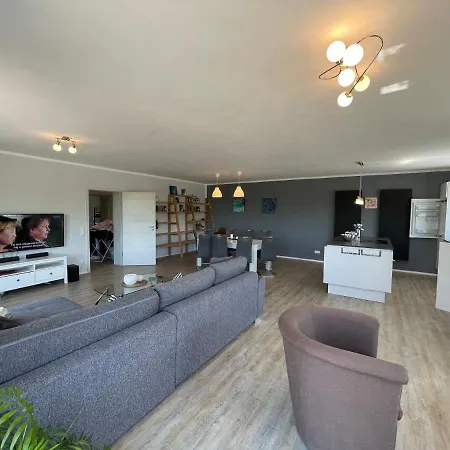Group - Private Jacuzzi - Wood Fired Sauna - Luxe Winterberg With Love Medebach