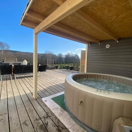Group - Private Jacuzzi - Wood Fired Sauna - Luxe Winterberg With Love Apartment